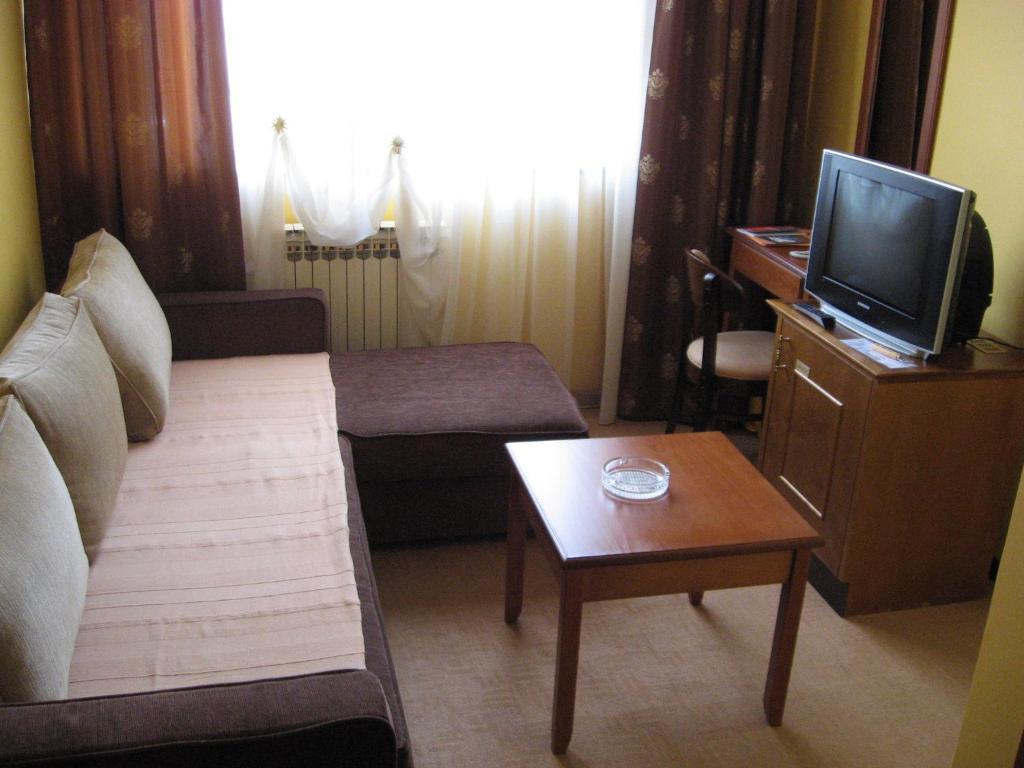 Hotel Vila Sunce Stara Pazova Zimmer foto
